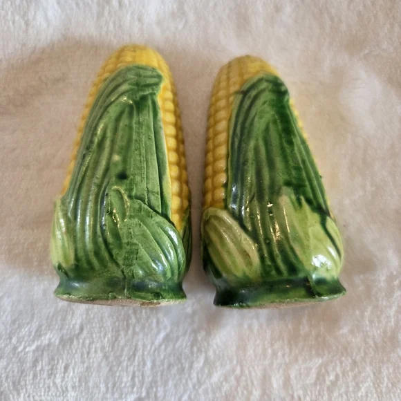 Vintage Japan Half Shucked Corn On the Cob Salt and Pepper Shakers Ceramic - Picture 5 of 8